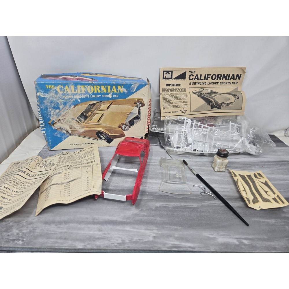 ORIGINAL 1960's MPC "THE CALIFORNIAN" TORONADO SPORTS‎ CAR KIT